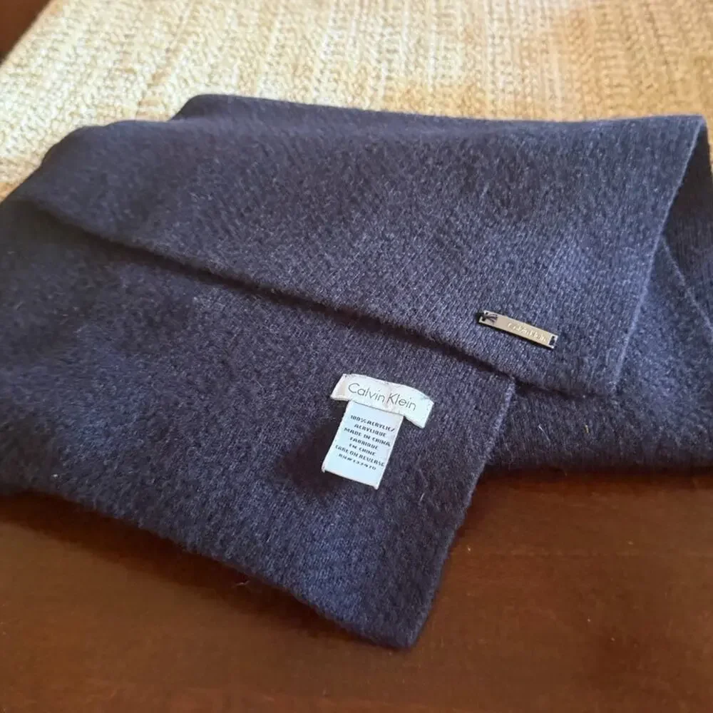 Calvin Klein blue scarf